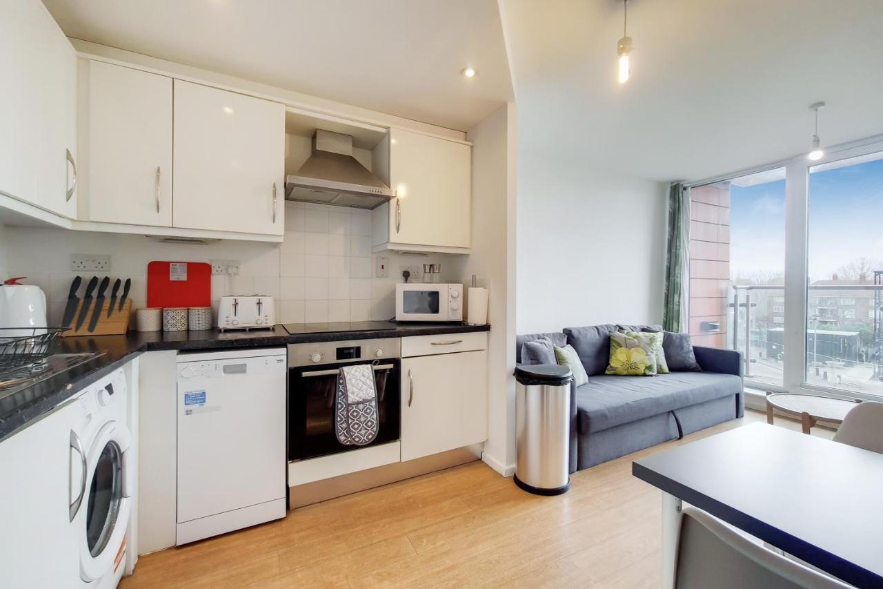 Free Parking - Two Bed Apartment By London Docklands Ngoại thất bức ảnh